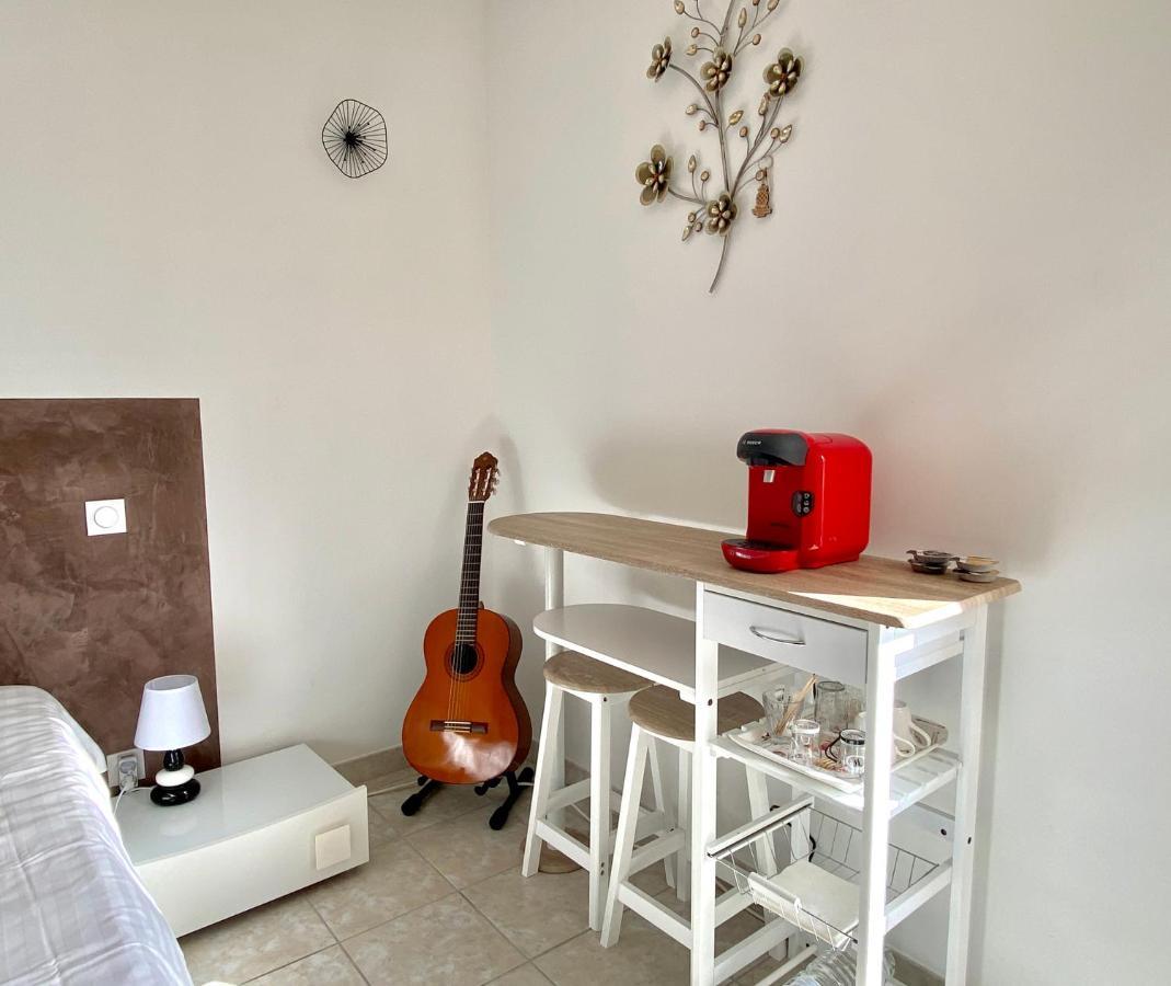 Chambre D'Hote Au Pied Du Ventoux Malaucène エクステリア 写真